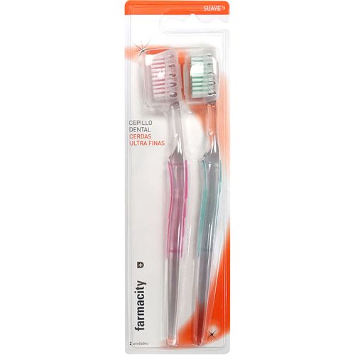 Cepillo dental Farmacity cerdas ultra finas con capuchón x 2 Un